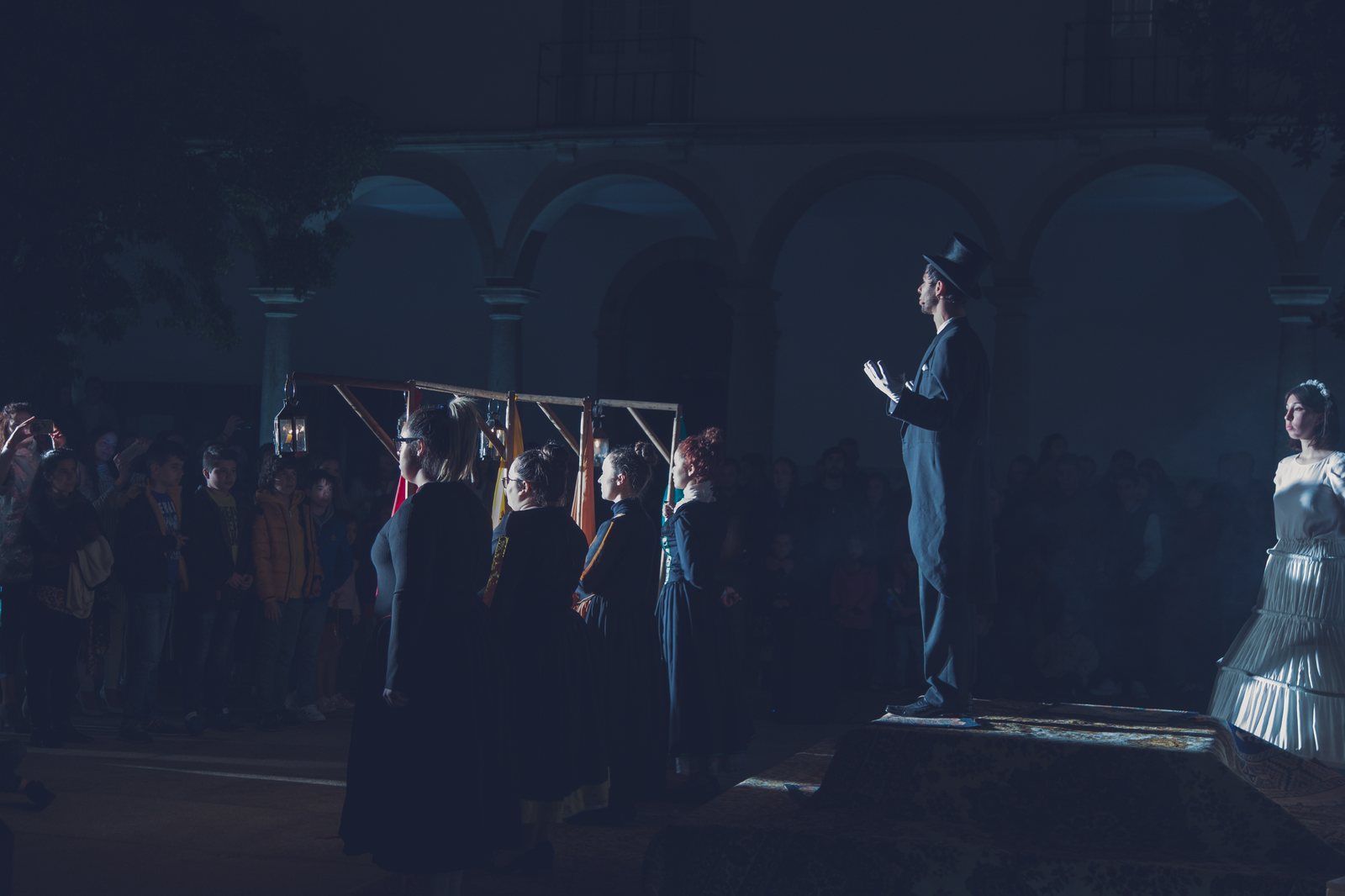 A Noite das Mil e Uma Histórias